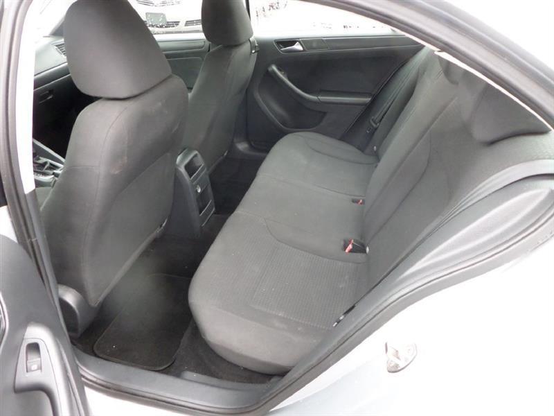 Volkswagen Jetta  2015