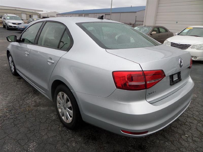 Volkswagen Jetta  2015