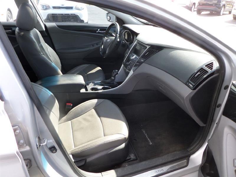 Hyundai Sonata  2011