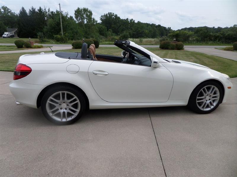Mercedes-Benz SLK  2009