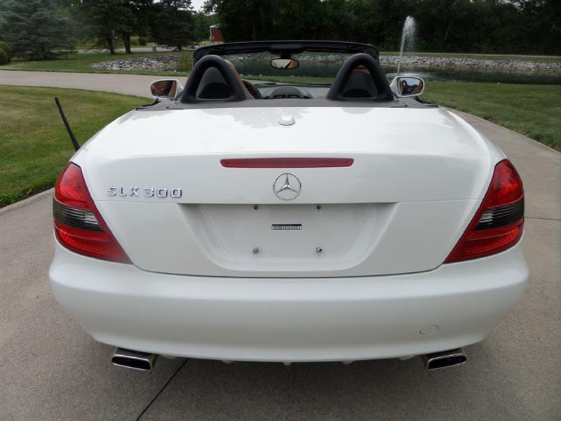 Mercedes-Benz SLK  2009