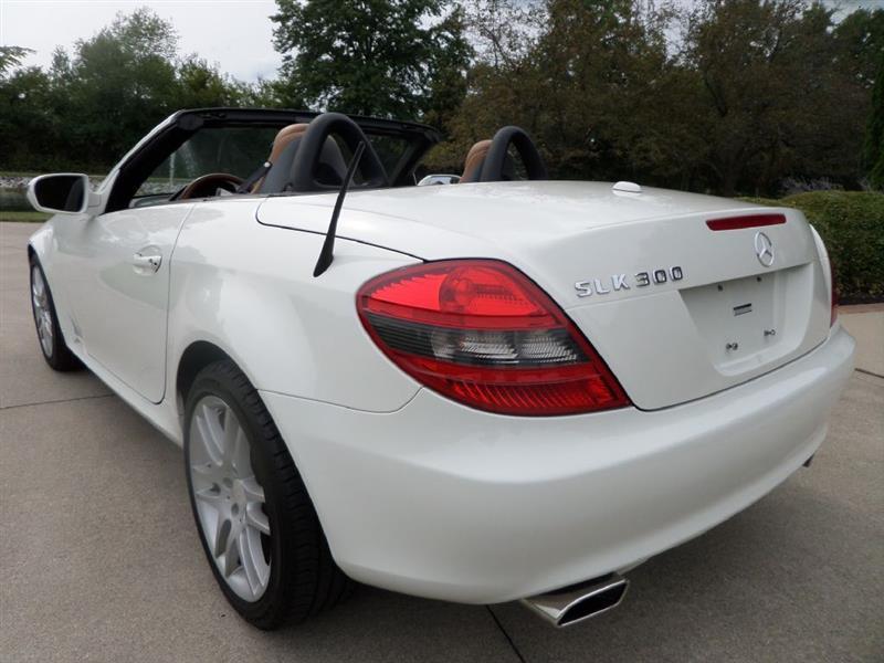 Mercedes-Benz SLK  2009
