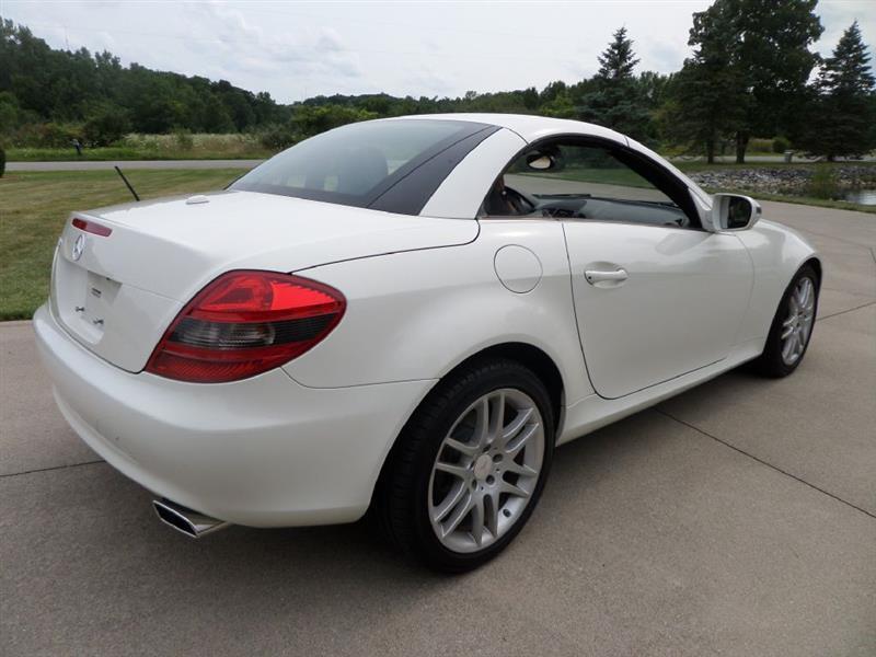 Mercedes-Benz SLK  2009