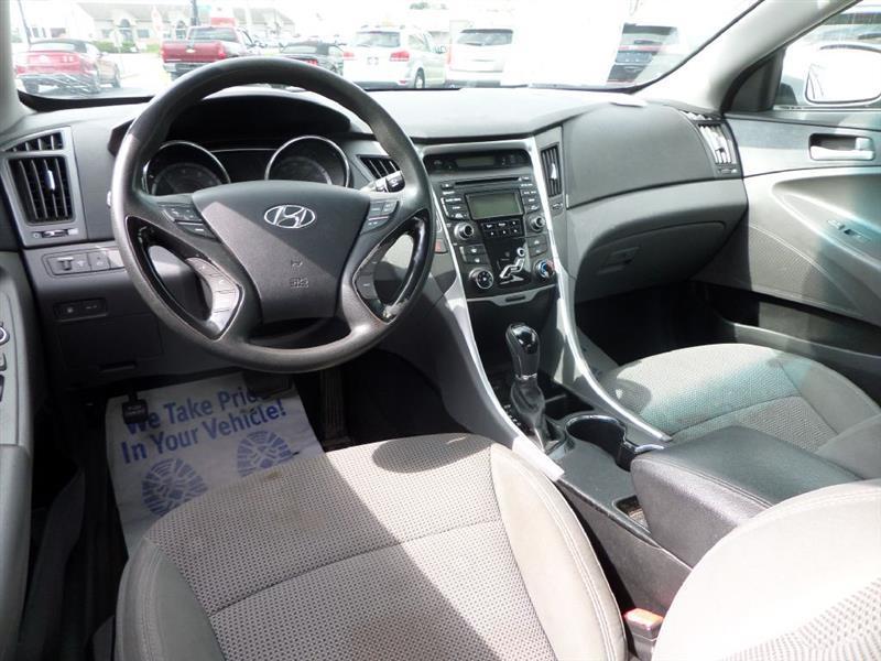 Hyundai Sonata  2013