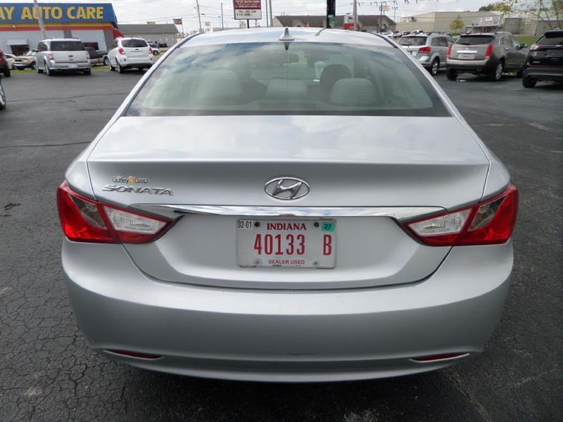 Hyundai Sonata  2013