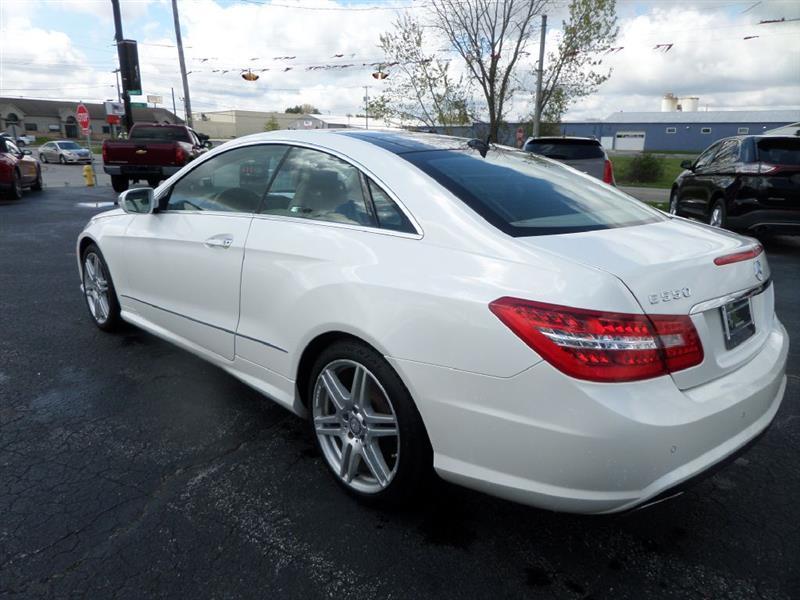 Mercedes-Benz E-Class  2010