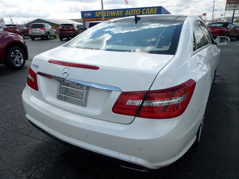 Mercedes-Benz E-Class  2010