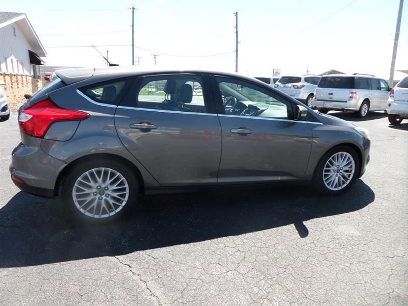 Ford Focus  2012