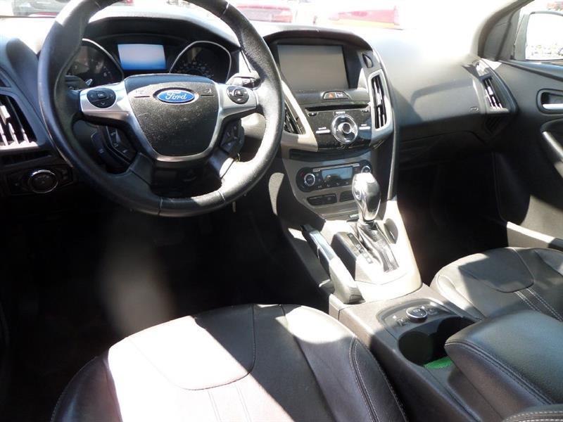 Ford Focus  2012