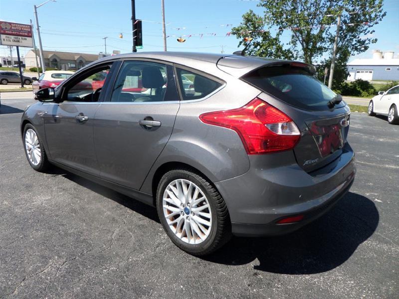 Ford Focus  2012