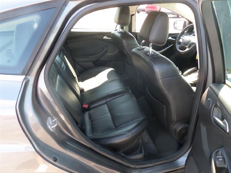 Ford Focus  2012