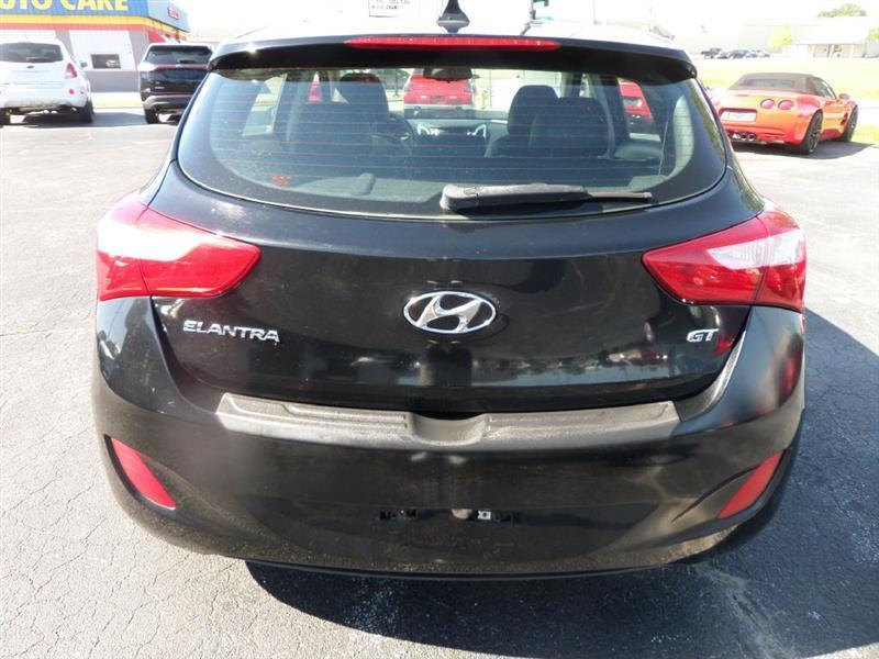 Hyundai Elantra GT  2013