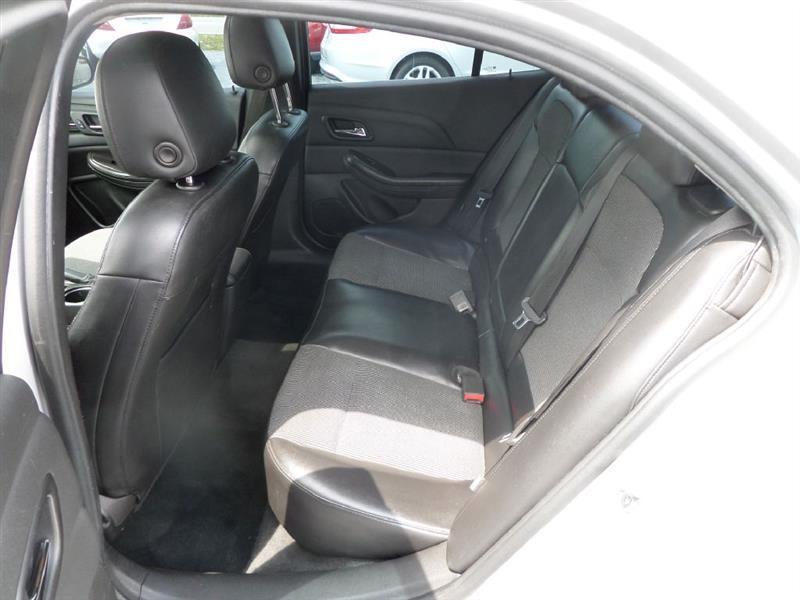 Chevrolet Malibu  2014
