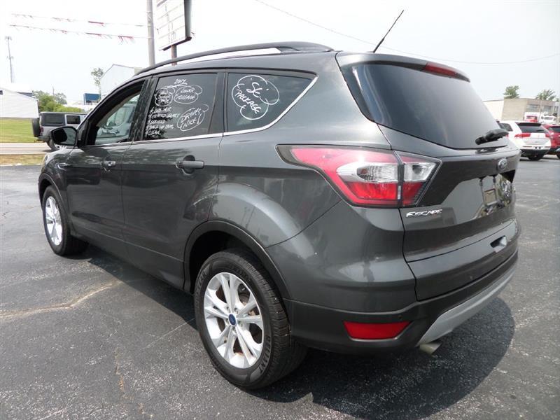 Ford Escape  2017
