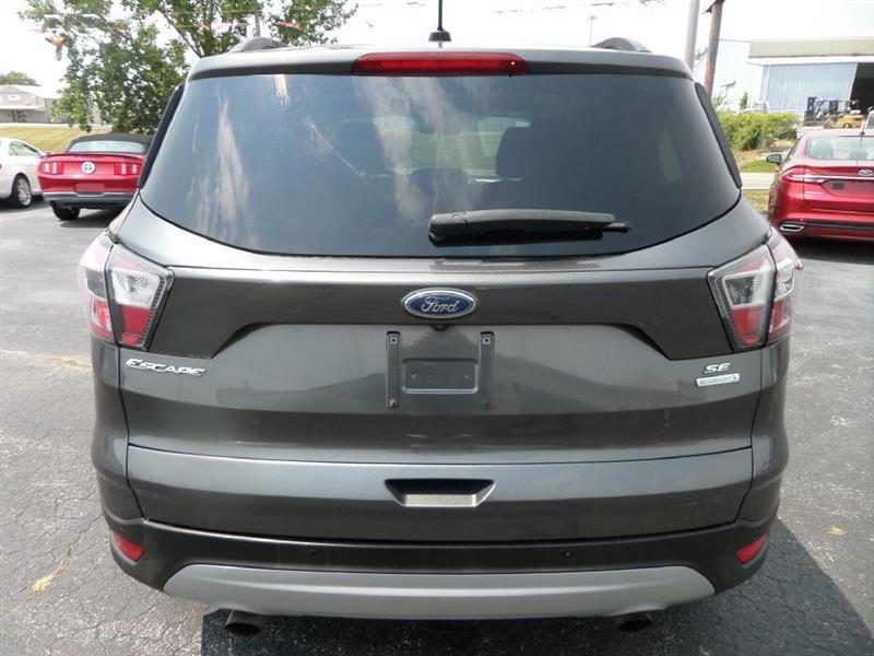Ford Escape  2017