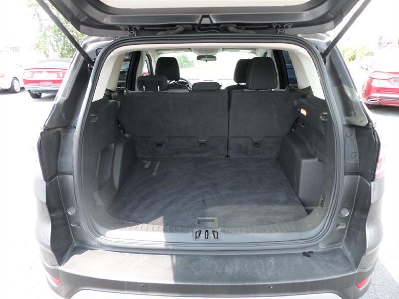 Ford Escape  2017