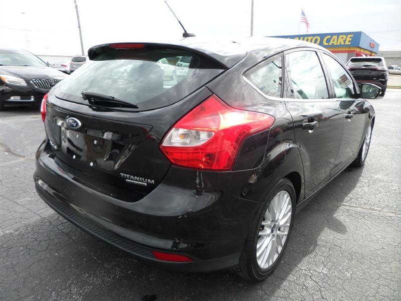 Ford Focus  2014