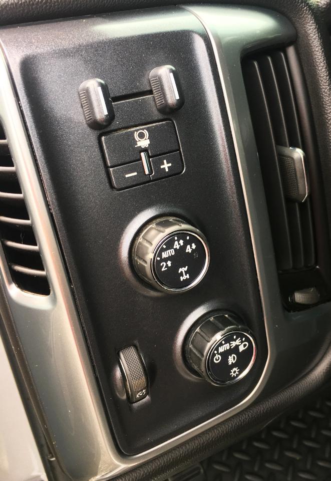 Chevrolet Silverado 1500 4WD Double Cab 143.5" LT w/2LT 2016