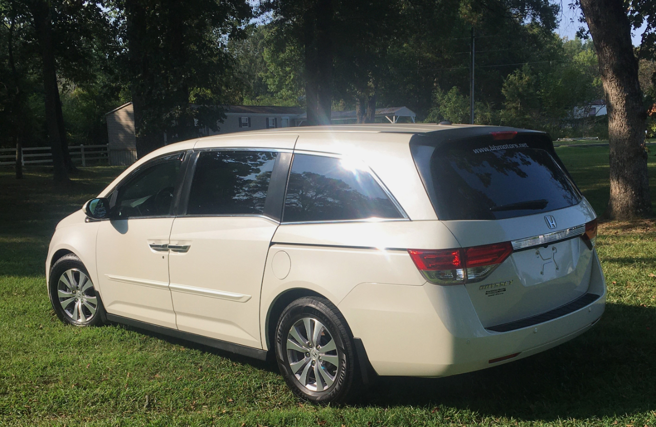 2016 Honda Odyssey EX-L photo 2