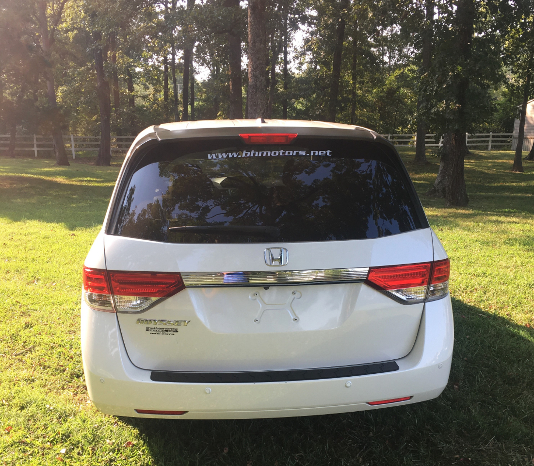2016 Honda Odyssey EX-L photo 3