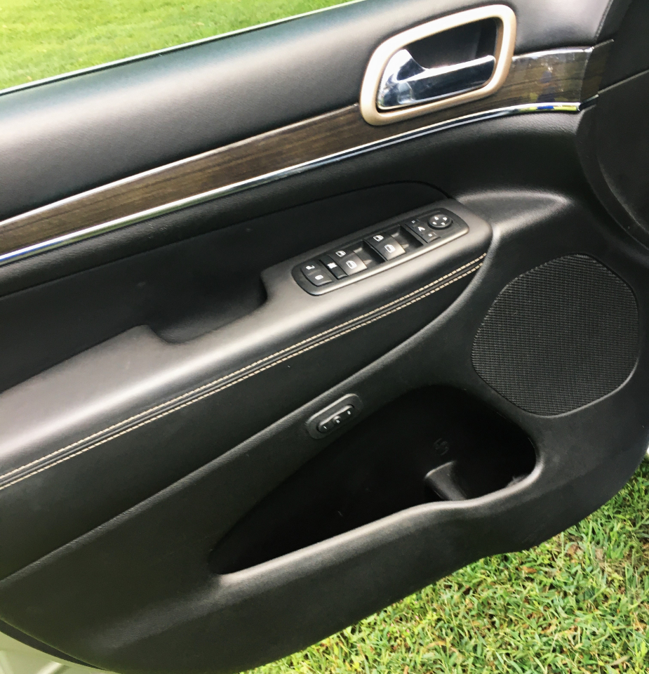 Jeep Grand Cherokee 4WD 4dr Overland 2015