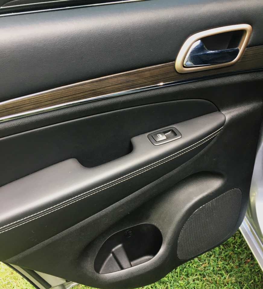 Jeep Grand Cherokee 4WD 4dr Overland 2015