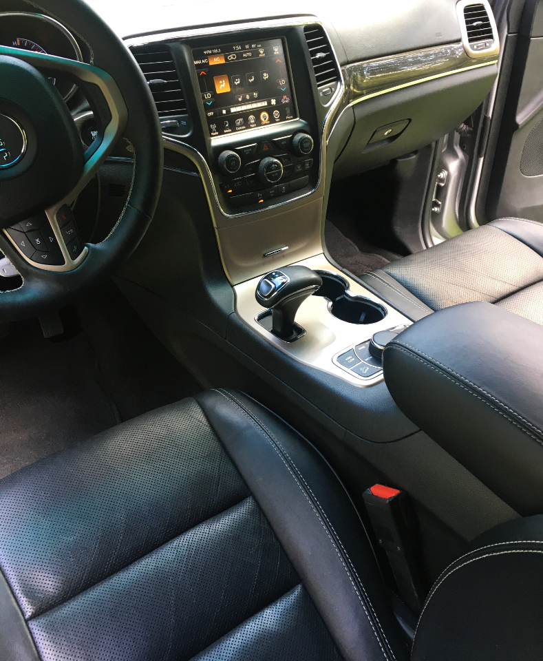 Jeep Grand Cherokee 4WD 4dr Overland 2015