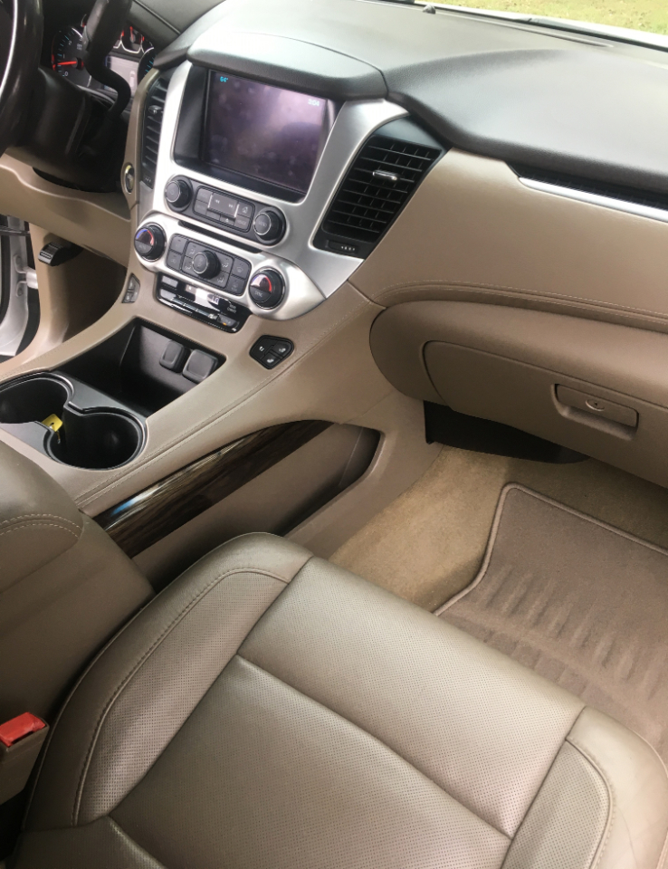 GMC Yukon 4WD 4dr SLT 2017 GMC Yukon 4WD 4dr SLT 2017