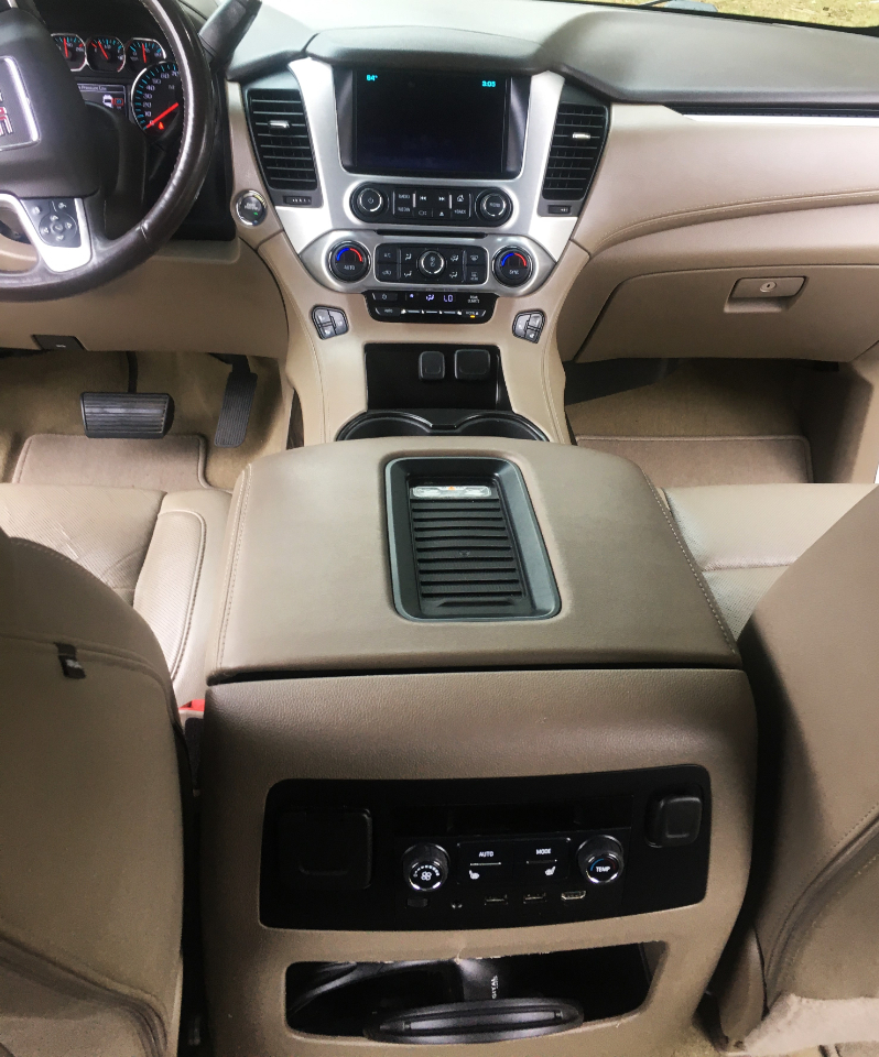 GMC Yukon 4WD 4dr SLT 2017 GMC Yukon 4WD 4dr SLT 2017