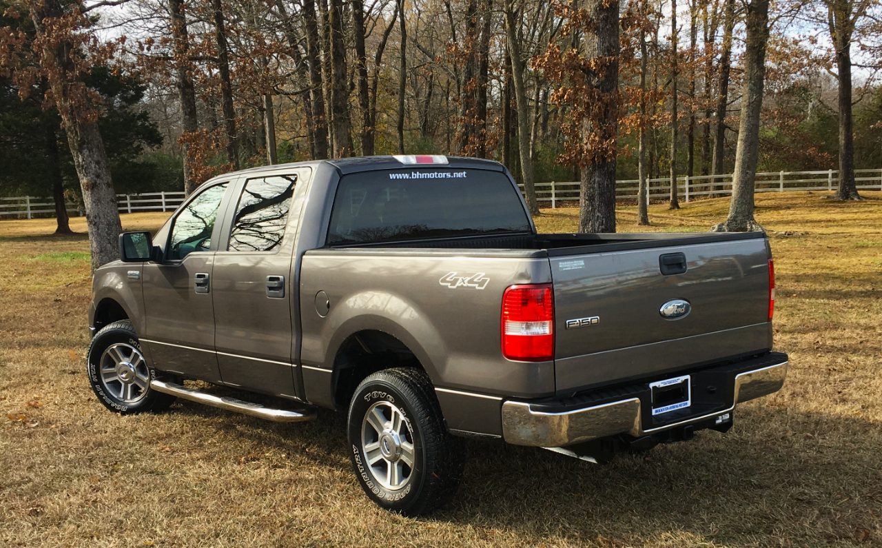Ford F-150 SuperCrew 139" XLT 4WD 2006