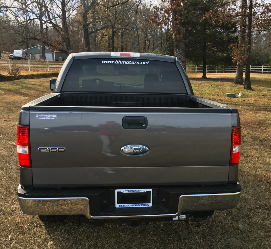 Ford F-150 SuperCrew 139" XLT 4WD 2006