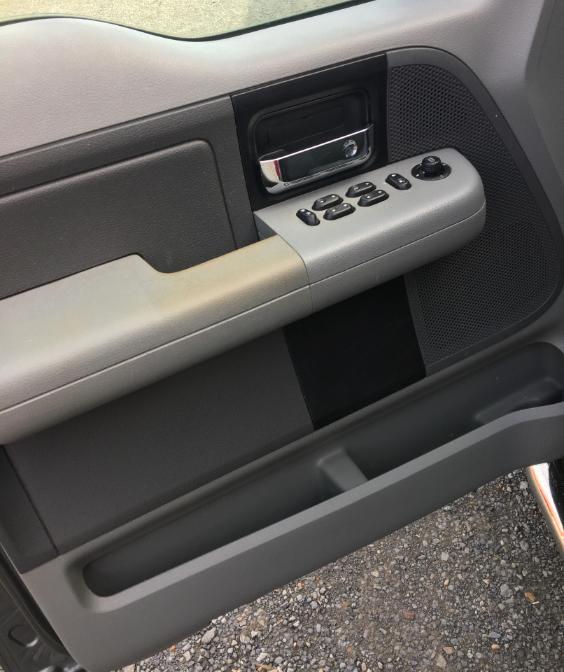 Ford F-150 SuperCrew 139" XLT 4WD 2006