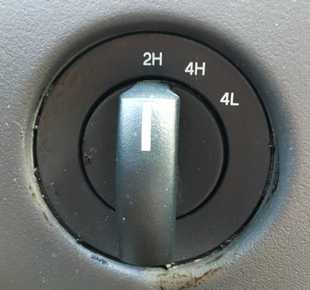 Ford F-150 SuperCrew 139" XLT 4WD 2006