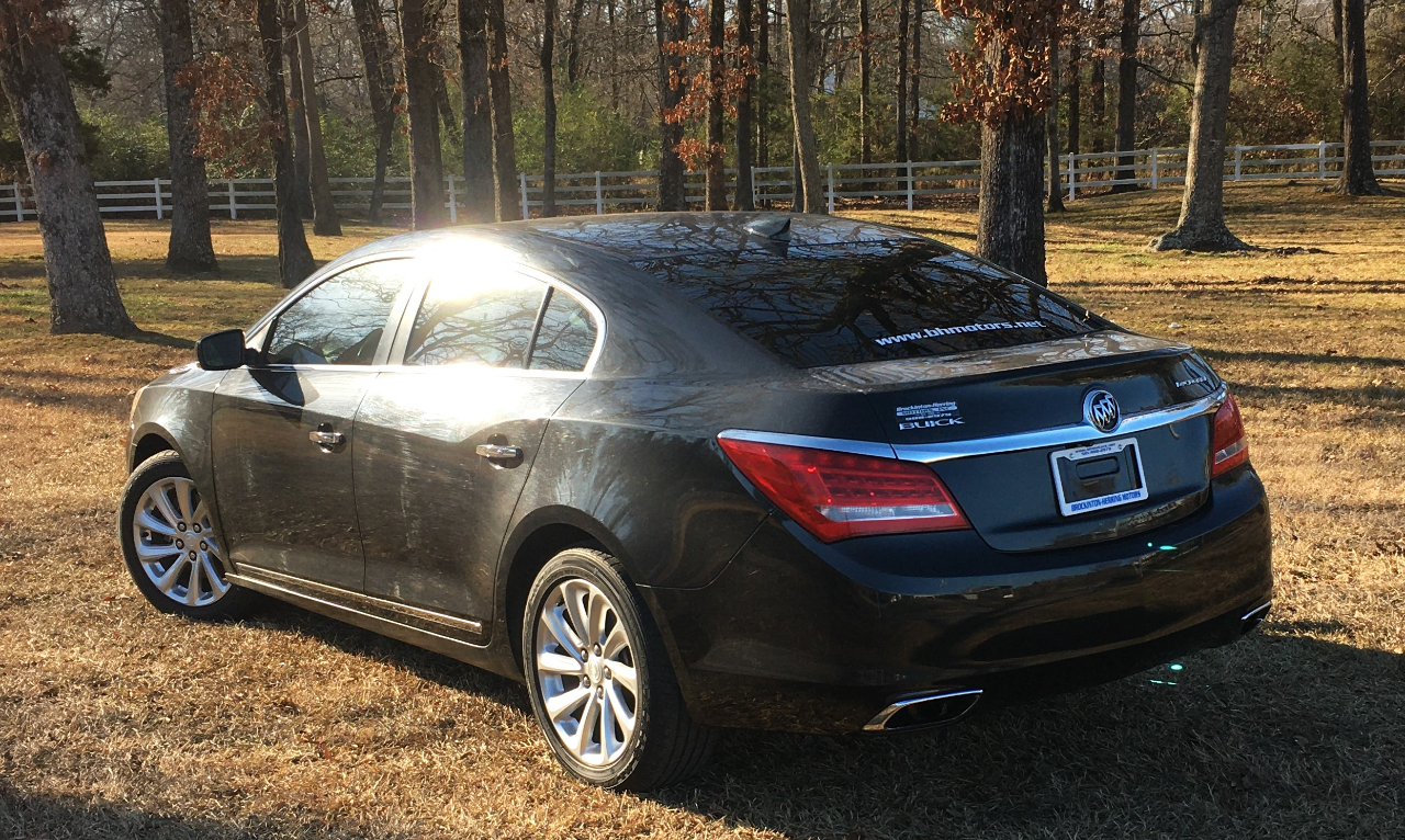 Buick LaCrosse 4dr Sdn Leather FWD 2015