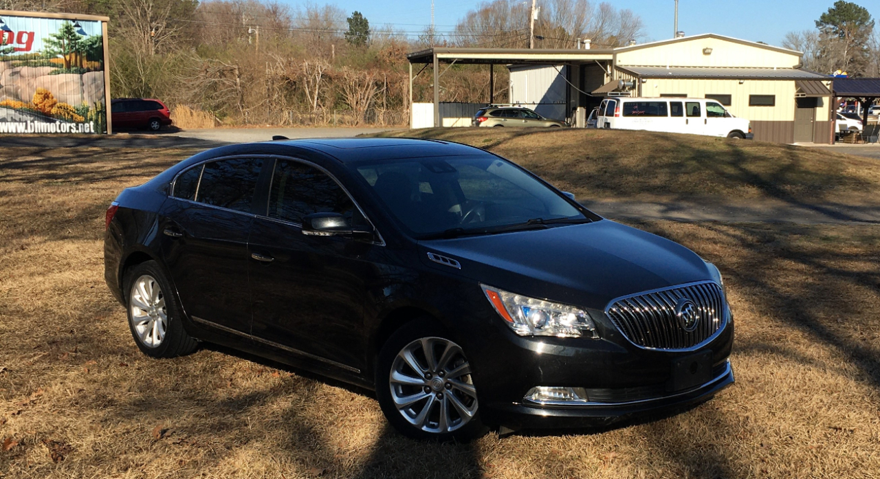 Buick LaCrosse 4dr Sdn Leather FWD 2015