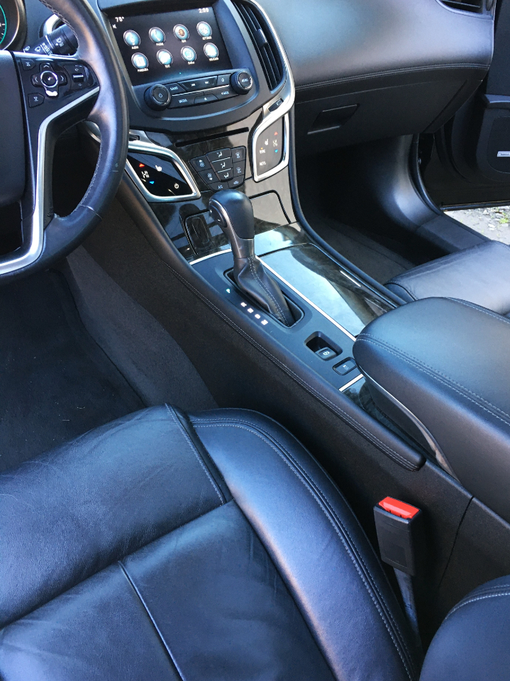 Buick LaCrosse 4dr Sdn Leather FWD 2015