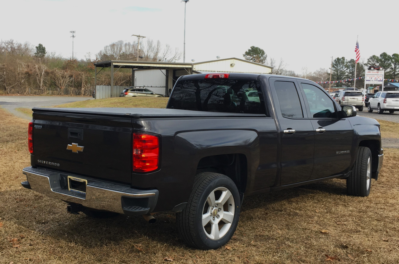 Chevrolet Silverado 1500 2WD Double Cab 143.5" LS 2015