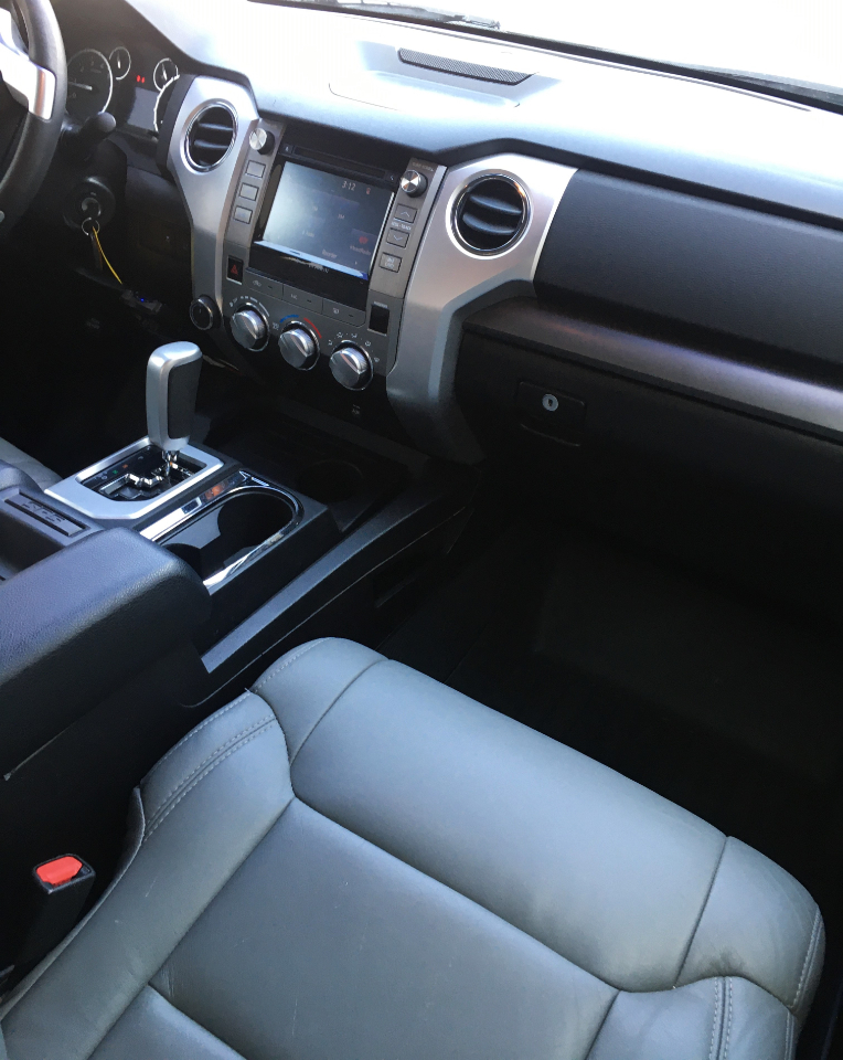 Toyota Tundra 4WD Truck CrewMax 5.7L FFV V8 6-Spd AT TRD Pro (Natl) 2015