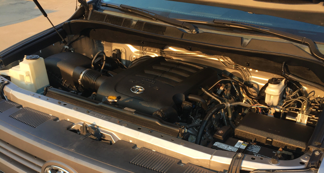 Toyota Tundra 4WD Truck CrewMax 5.7L FFV V8 6-Spd AT TRD Pro (Natl) 2015