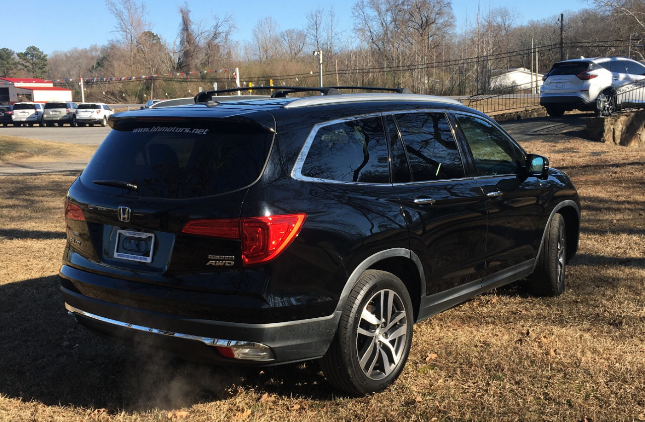 Honda Pilot Touring AWD 2017