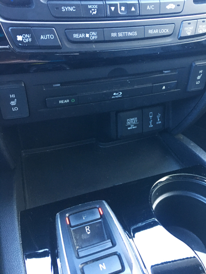 Honda Pilot Touring AWD 2017