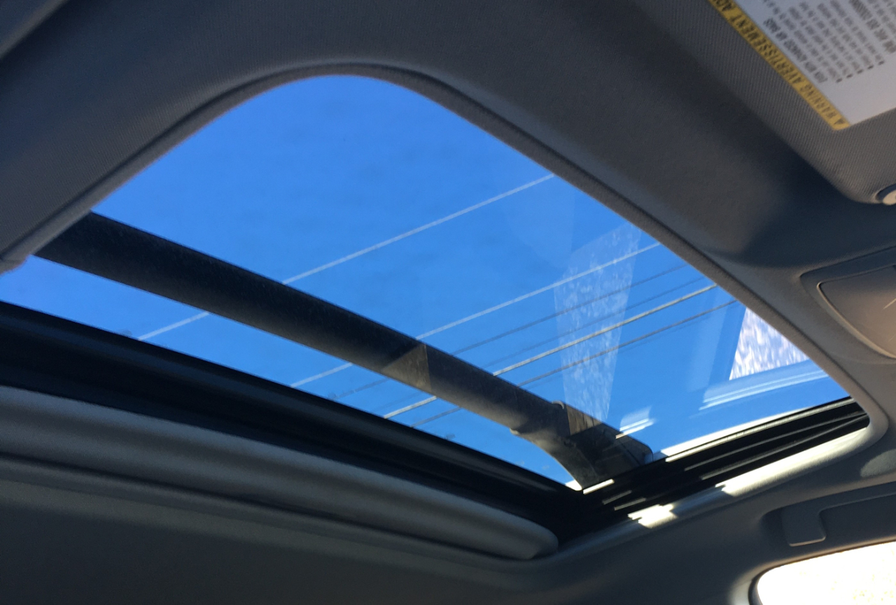 Toyota RAV4 Hybrid AWD 4dr XLE (Natl) 2016