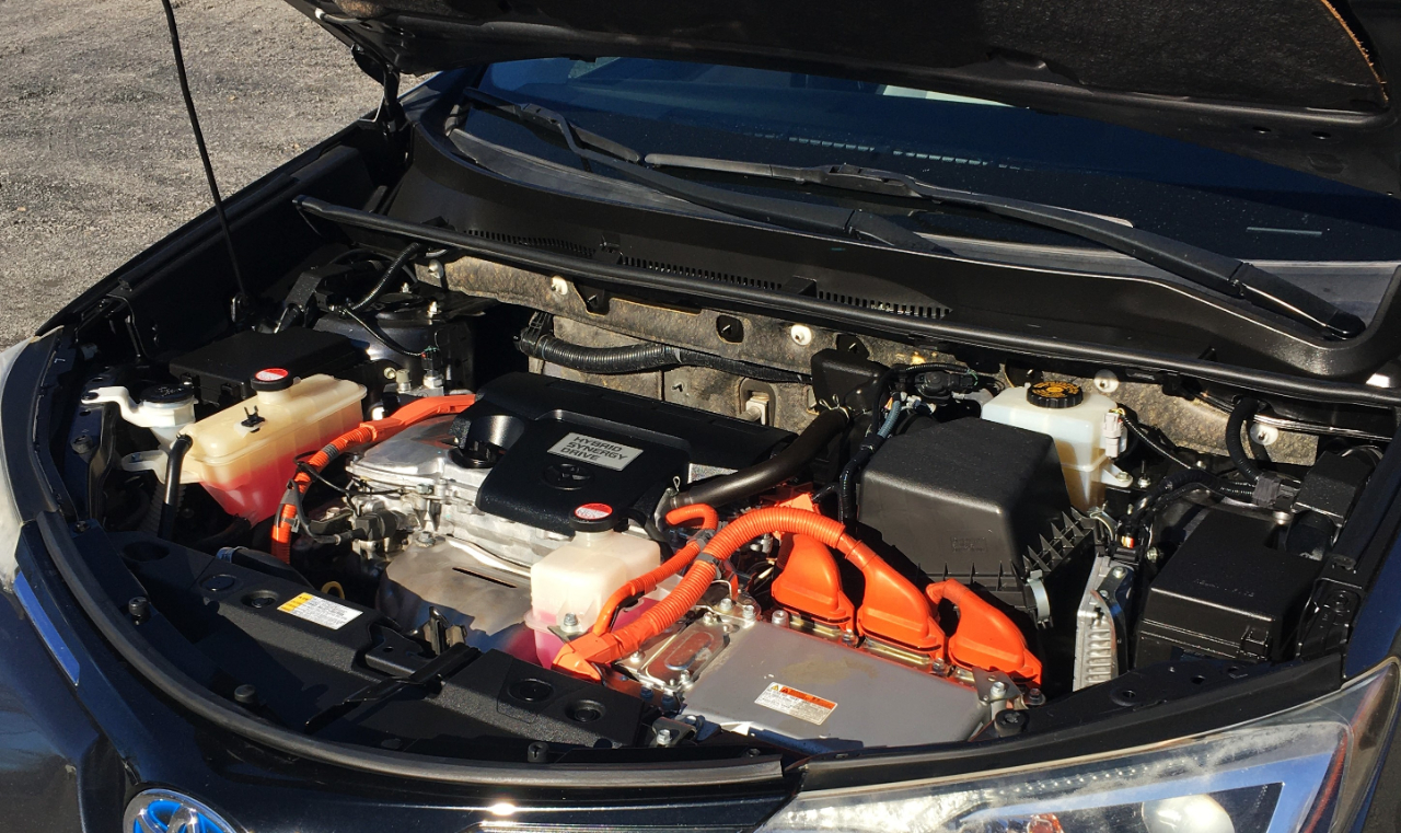 Toyota RAV4 Hybrid AWD 4dr XLE (Natl) 2016