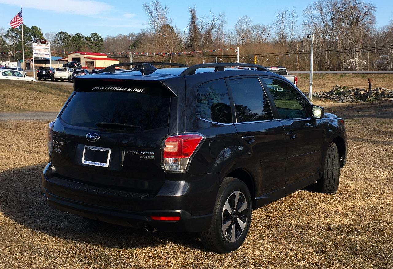 Subaru Forester 2.5i Limited CVT 2017