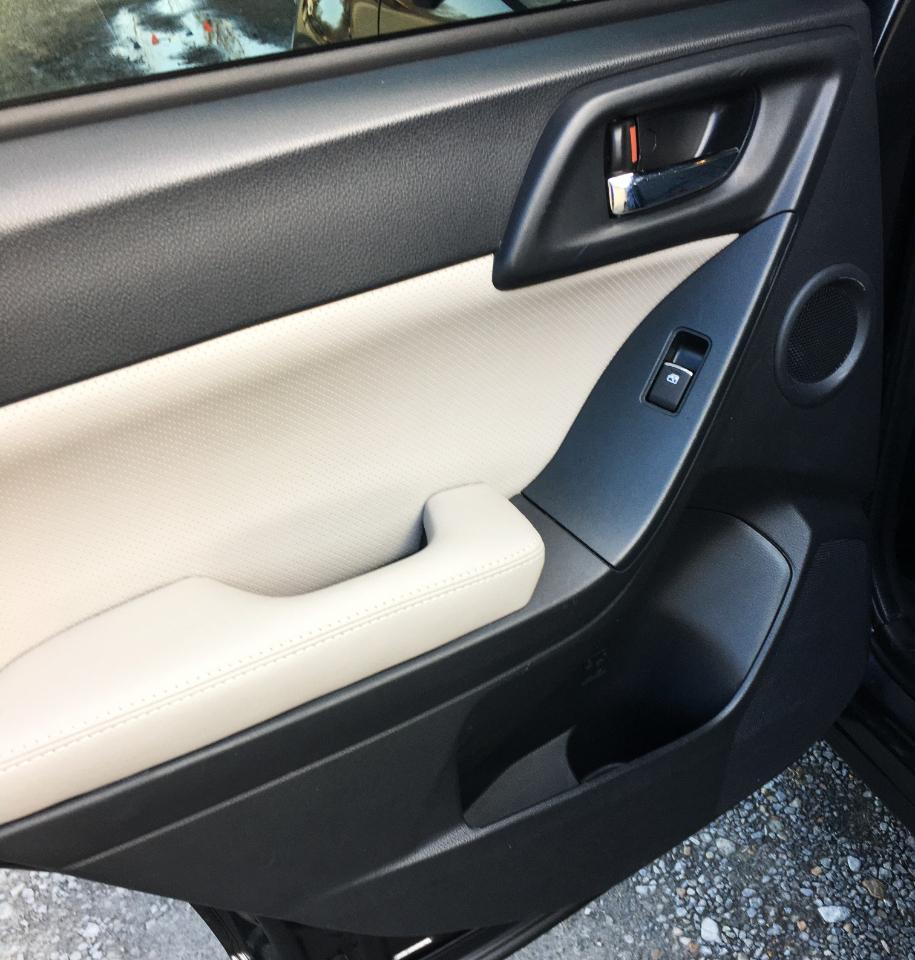 Subaru Forester 2.5i Limited CVT 2017