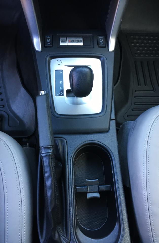 Subaru Forester 2.5i Limited CVT 2017