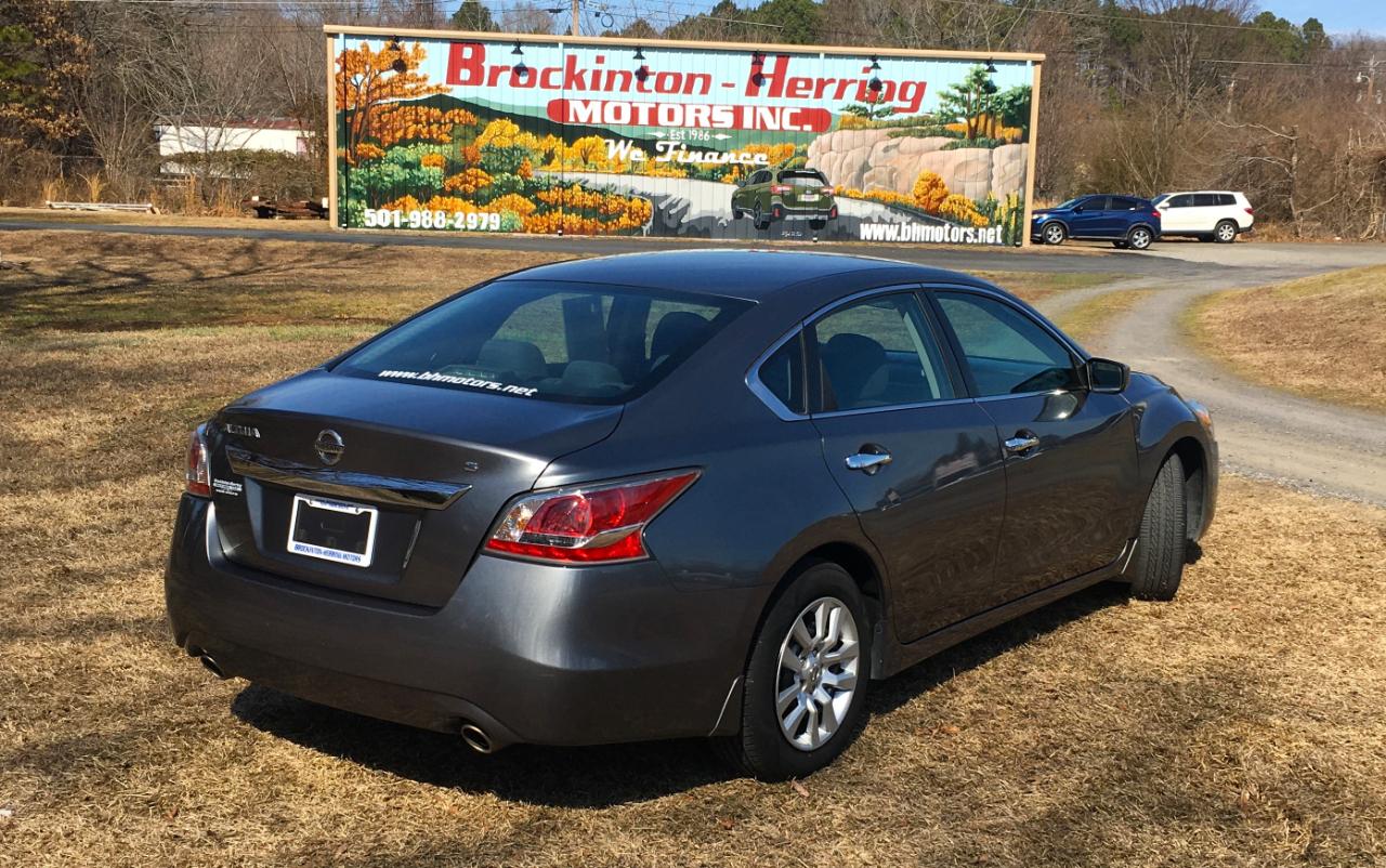 Nissan Altima 4dr Sdn I4 2.5 S 2015