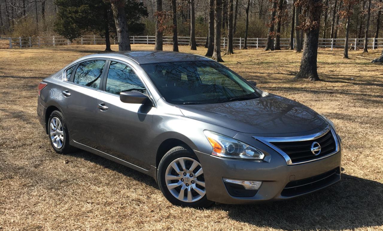 Nissan Altima 4dr Sdn I4 2.5 S 2015