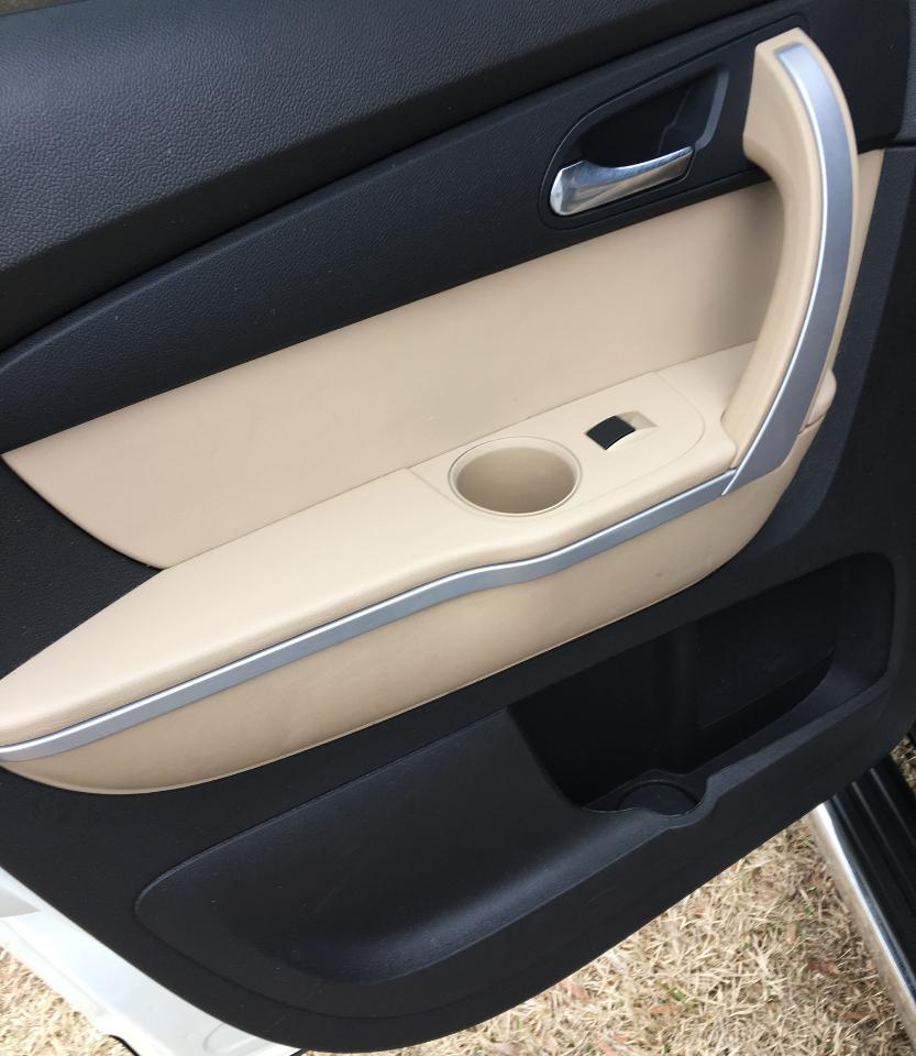 GMC Acadia FWD 4dr SLT2 2011