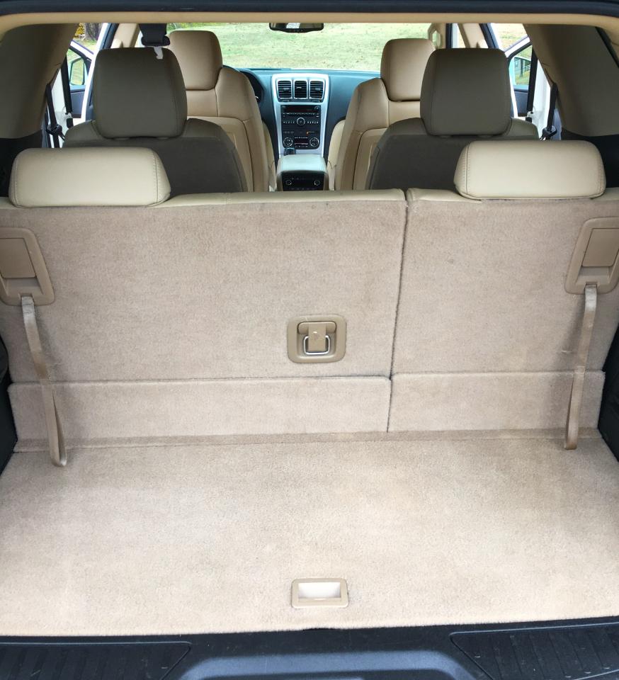 GMC Acadia FWD 4dr SLT2 2011